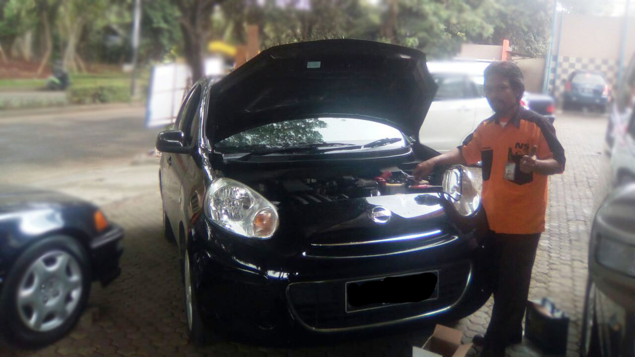 lutfi dan nissan march
