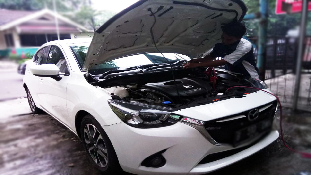 roni dan mazda 2 1