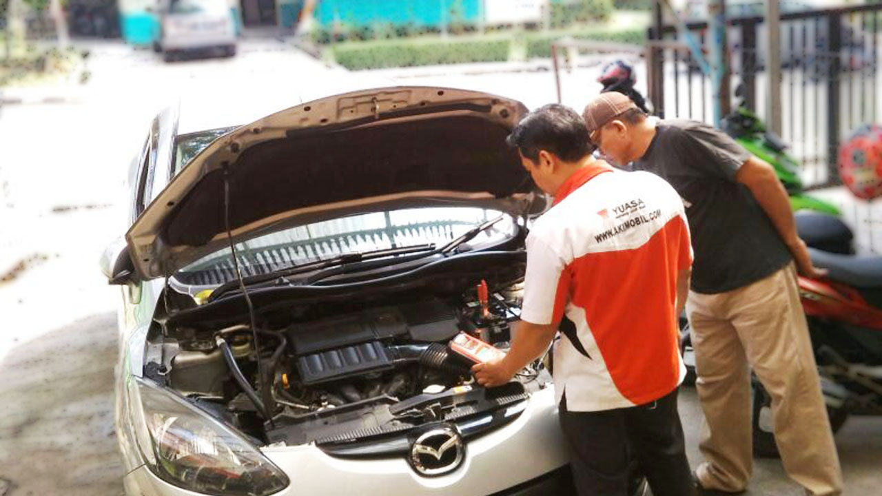 uton dan mazda 2 builtup